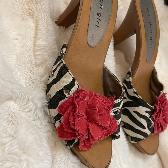 MADDEN GIRL ZEBRA PRINT HEELS - Picture 2 of 6